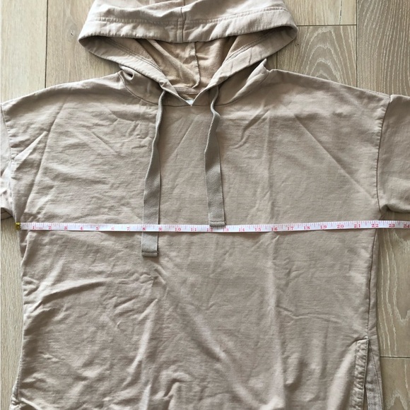 Aerie Oversized Side Slit Light Hoodie in Beige Size S - Picture 5 of 10